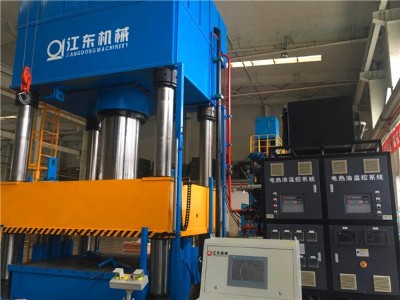 沒有模溫機怎么給模具加熱，神奇操作看「歐能機械」
